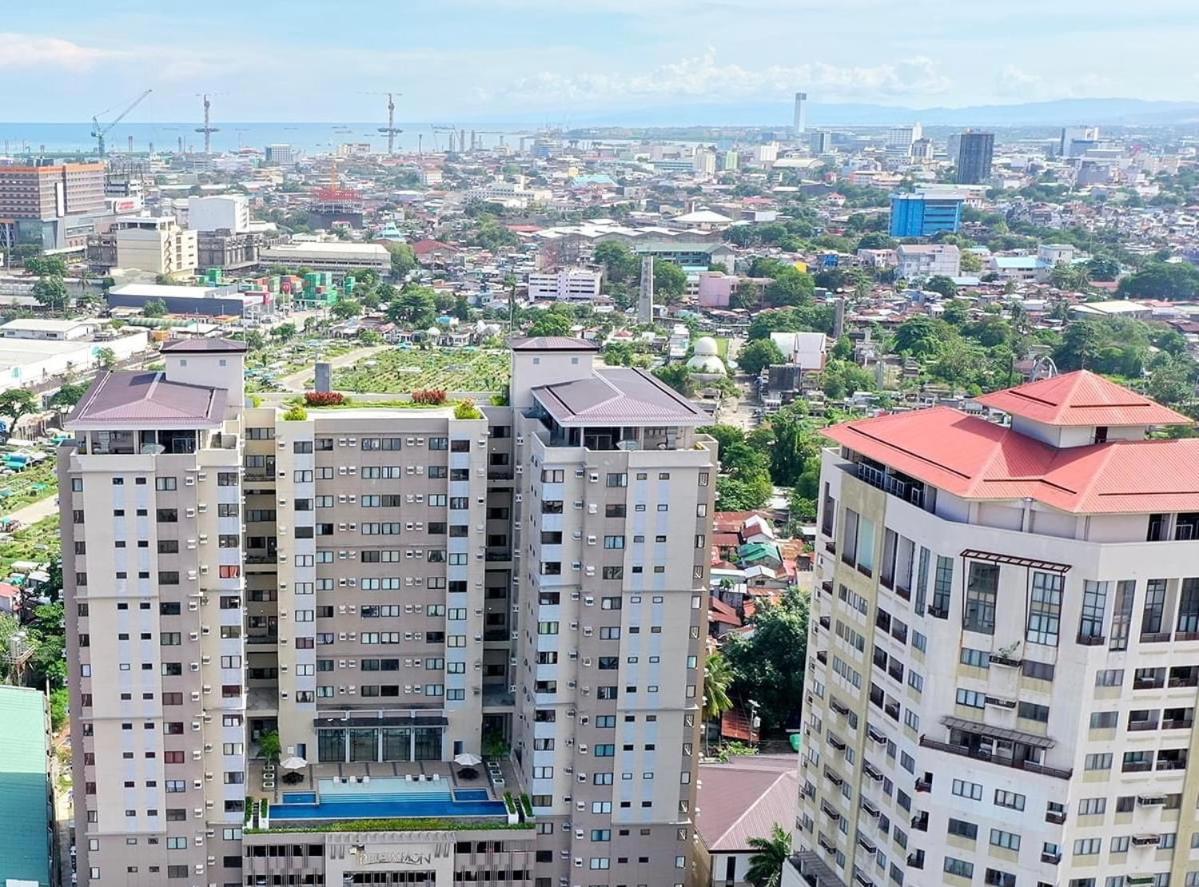 The Persimmon Studios Cebu Εξωτερικό φωτογραφία